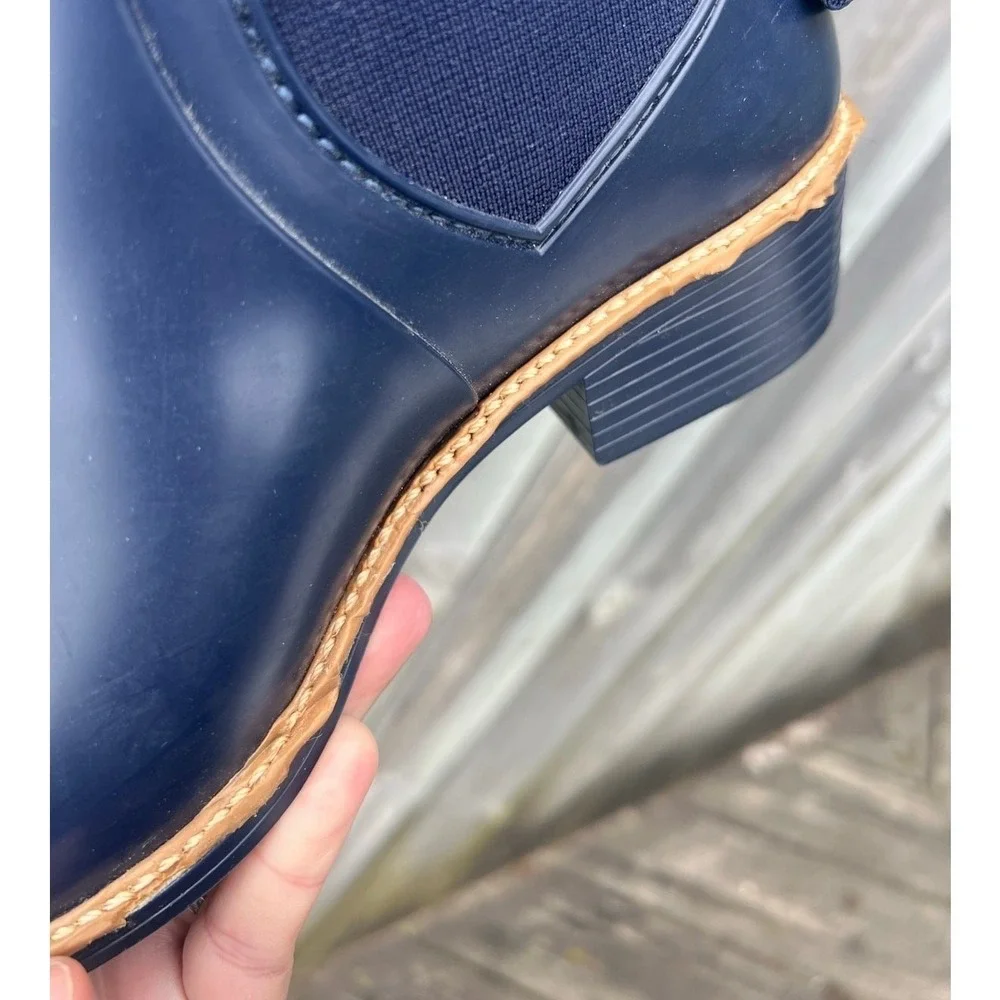 Bernardo Rain Boots Women Size 8 Navy‎ Blue Back Bow Chelsea Ankle TE38K